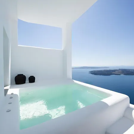 Surupo 3* Imerovigli (Santorini)