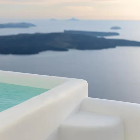 Apart-hotel Surupo Imerovigli (Santorini)